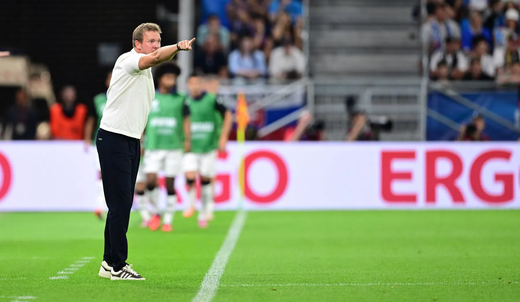 Harde woorden Nagelsmann: 'Zo spelen we in maart play-offs'