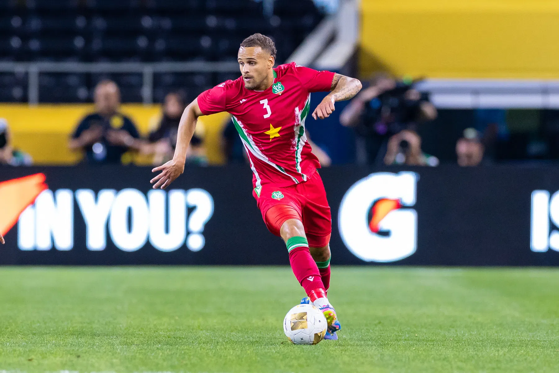 Suriname begint WK-kwalificatiegroep met hoopvol gelijkspel