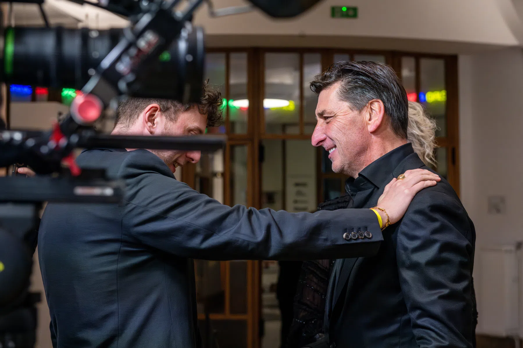 Zo droeg PSV-icoon Luc Nilis steentje bij aan benefietavond Babangida
