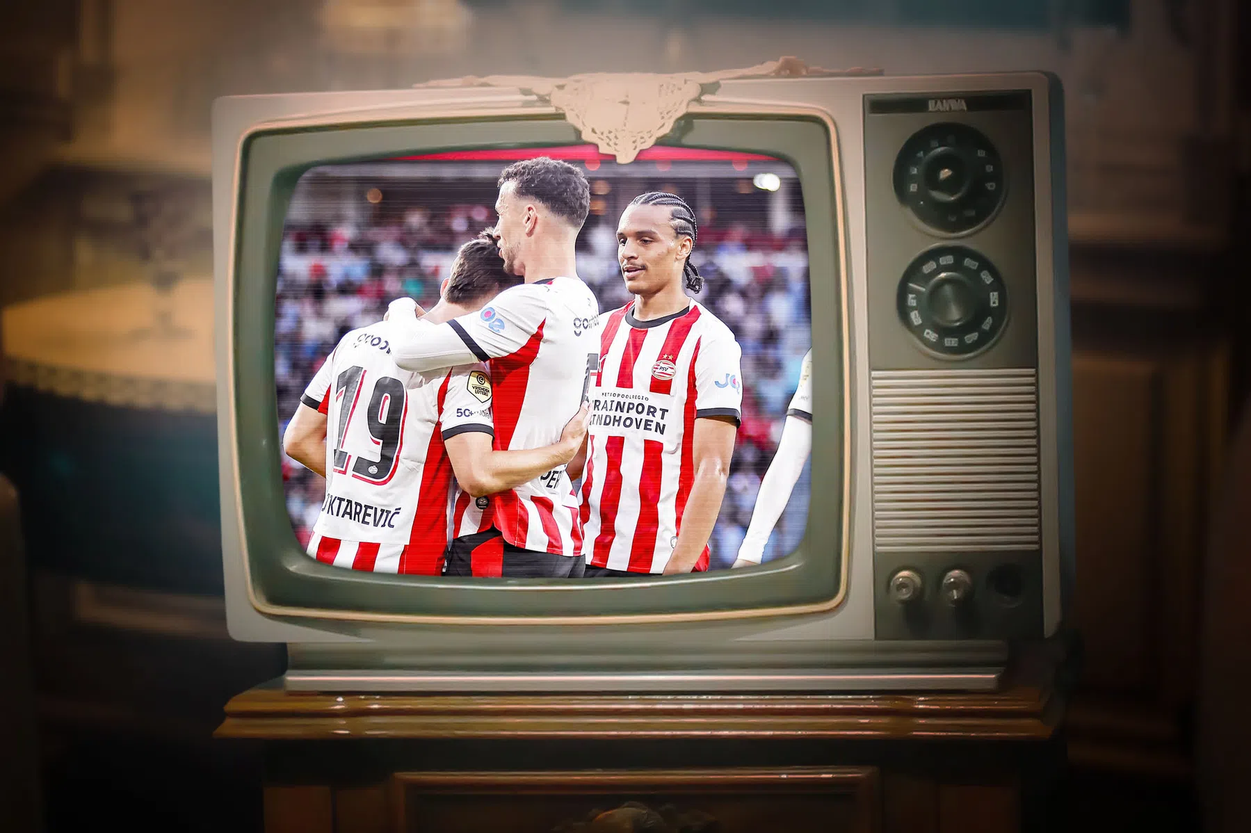 Op deze zender kijk je dinsdag naar PSV tegen Union in de Champions League