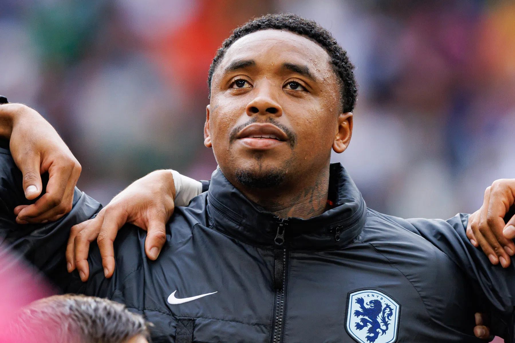 Bergwijn legt basis voor zege Al-Ittihad met tien man
