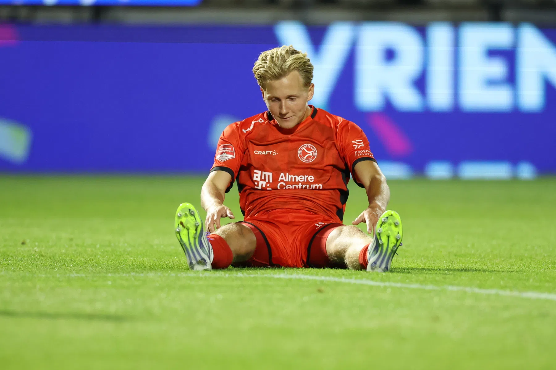 Almere City geeft het weg tegen koploper, ook RKC en Willem II morsen