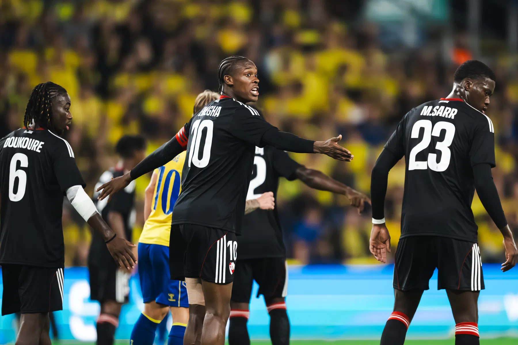 Chelsea strikt Nederlandse spits Emegha