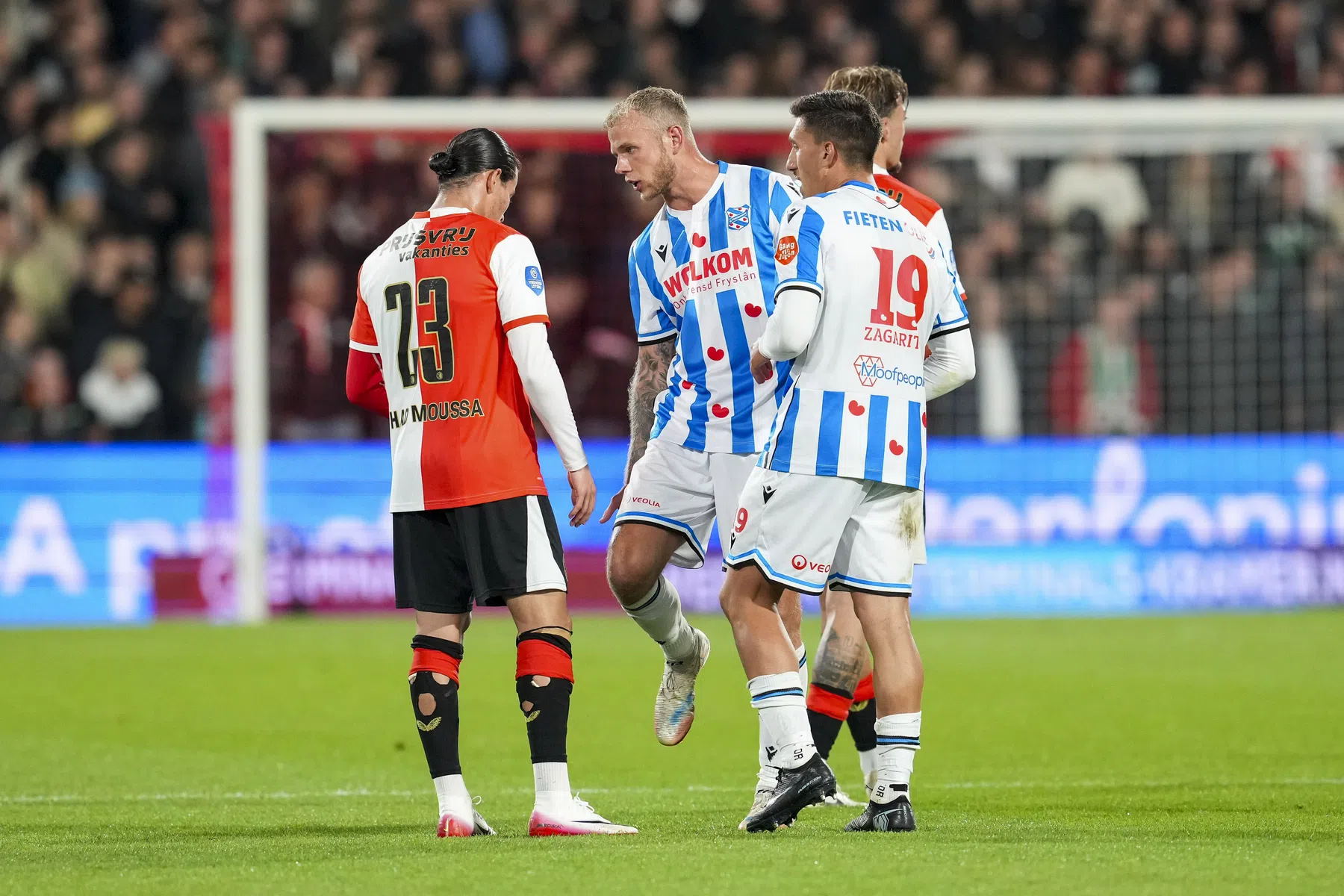 Brouwers blikt terug op 'komische avond' in De Kuip en hekelt arbitrage