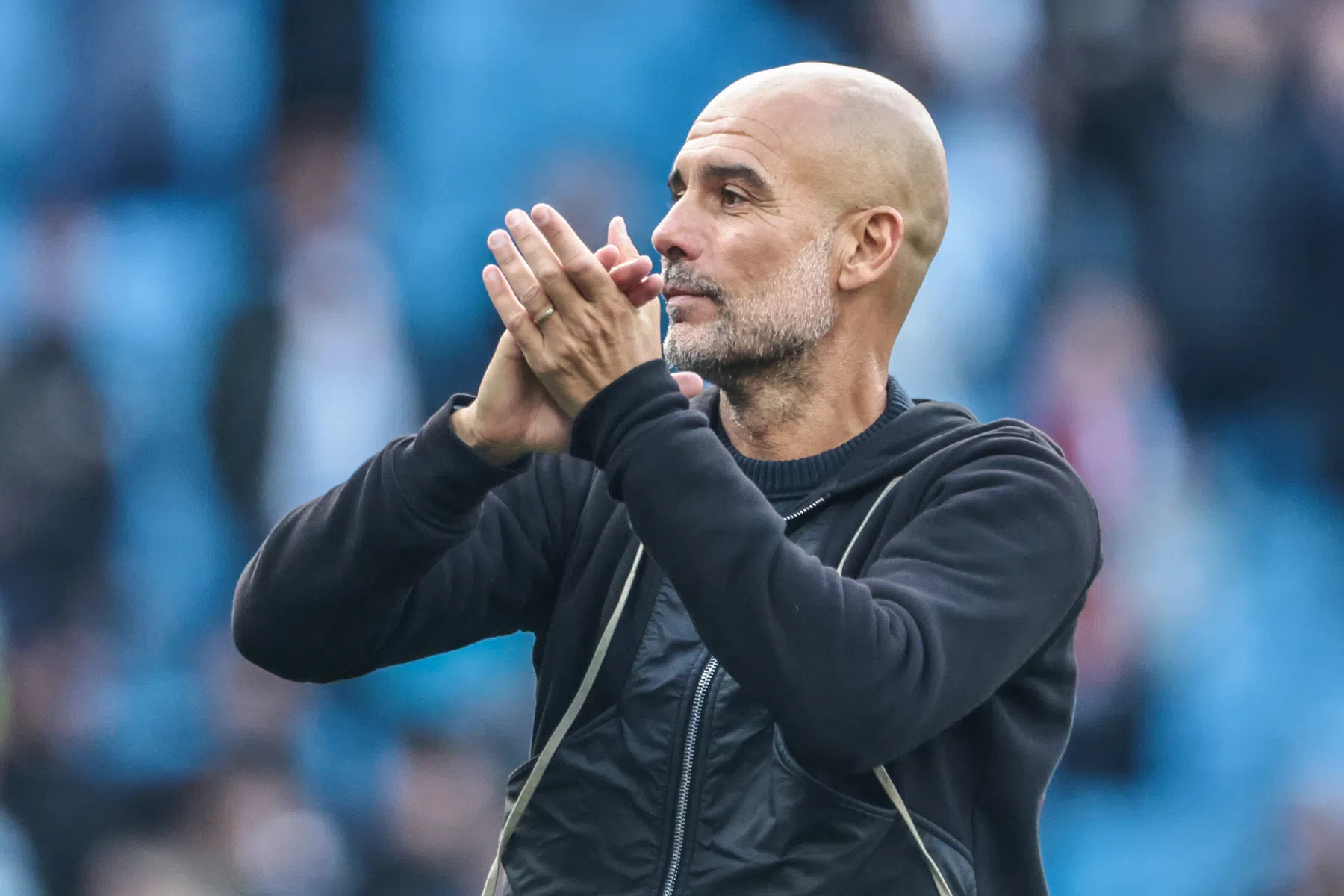 Guardiola ziet een proces bij Man City: 'We zijn nog geen team'