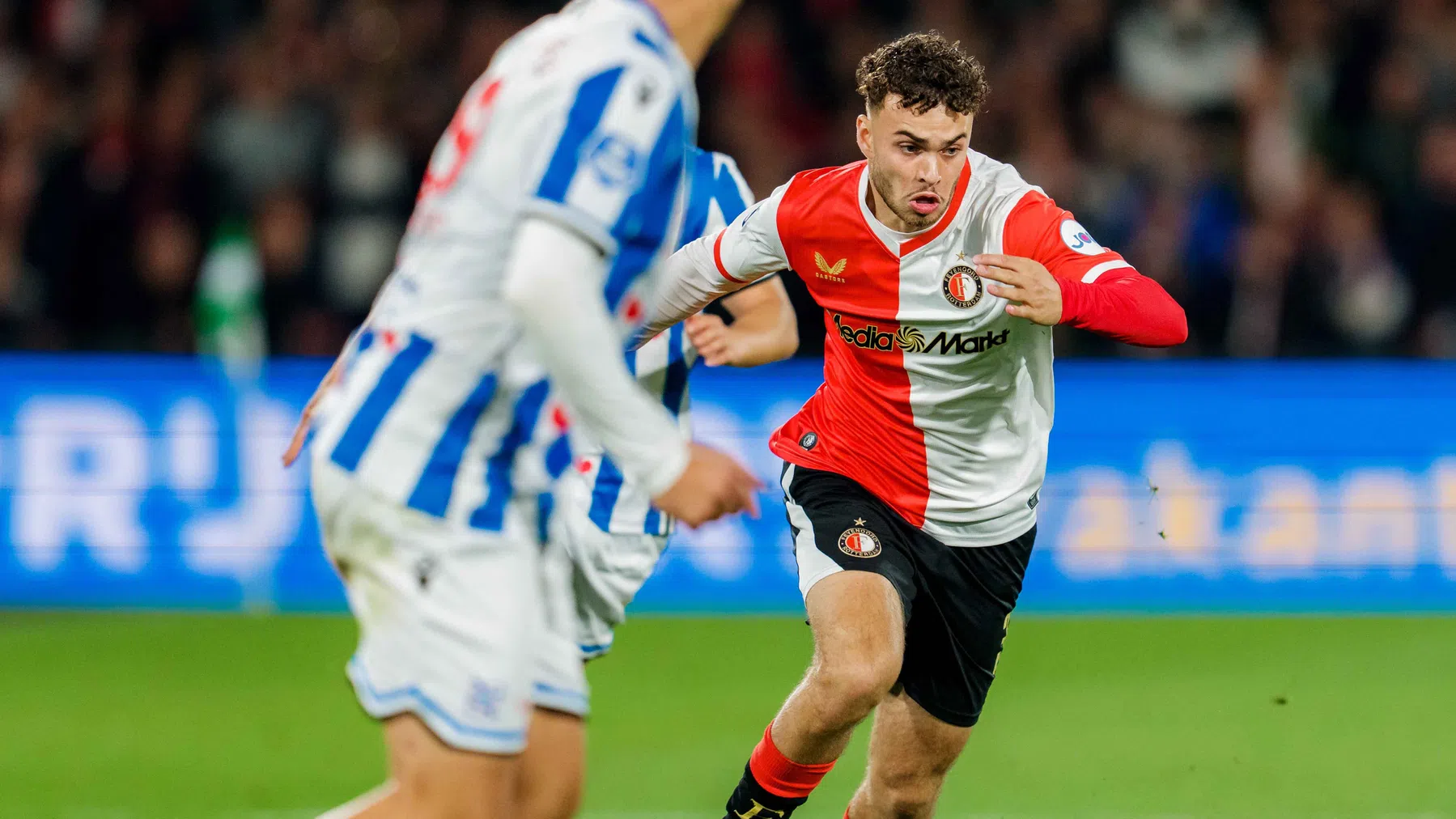Van Persie hevelt talentvol duo over naar A-selectie