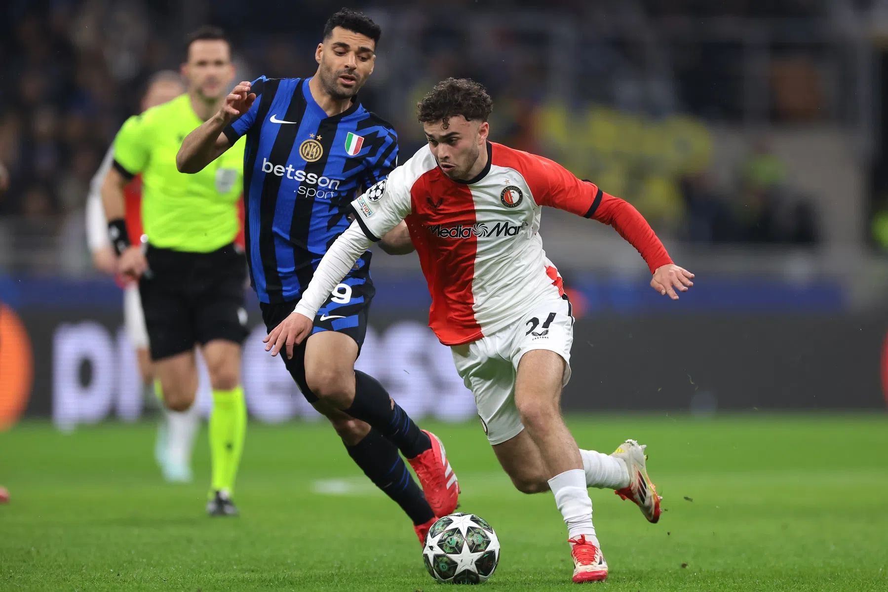 'Promovendus' Sliti beloond met nieuw contract