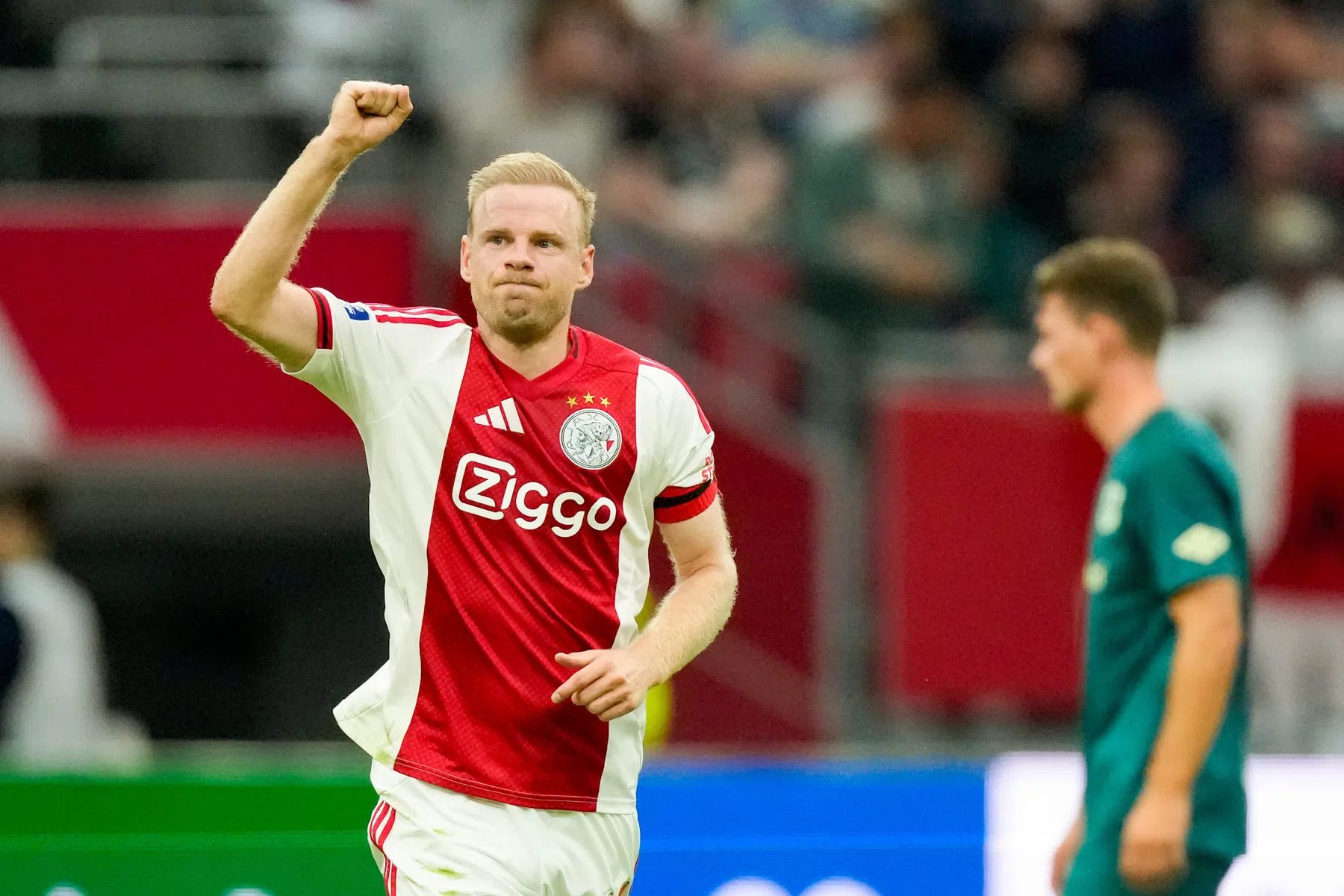 Klaassen evenaart prestatie van Bergkamp als 'moderne' Mister 1-0 bij Ajax