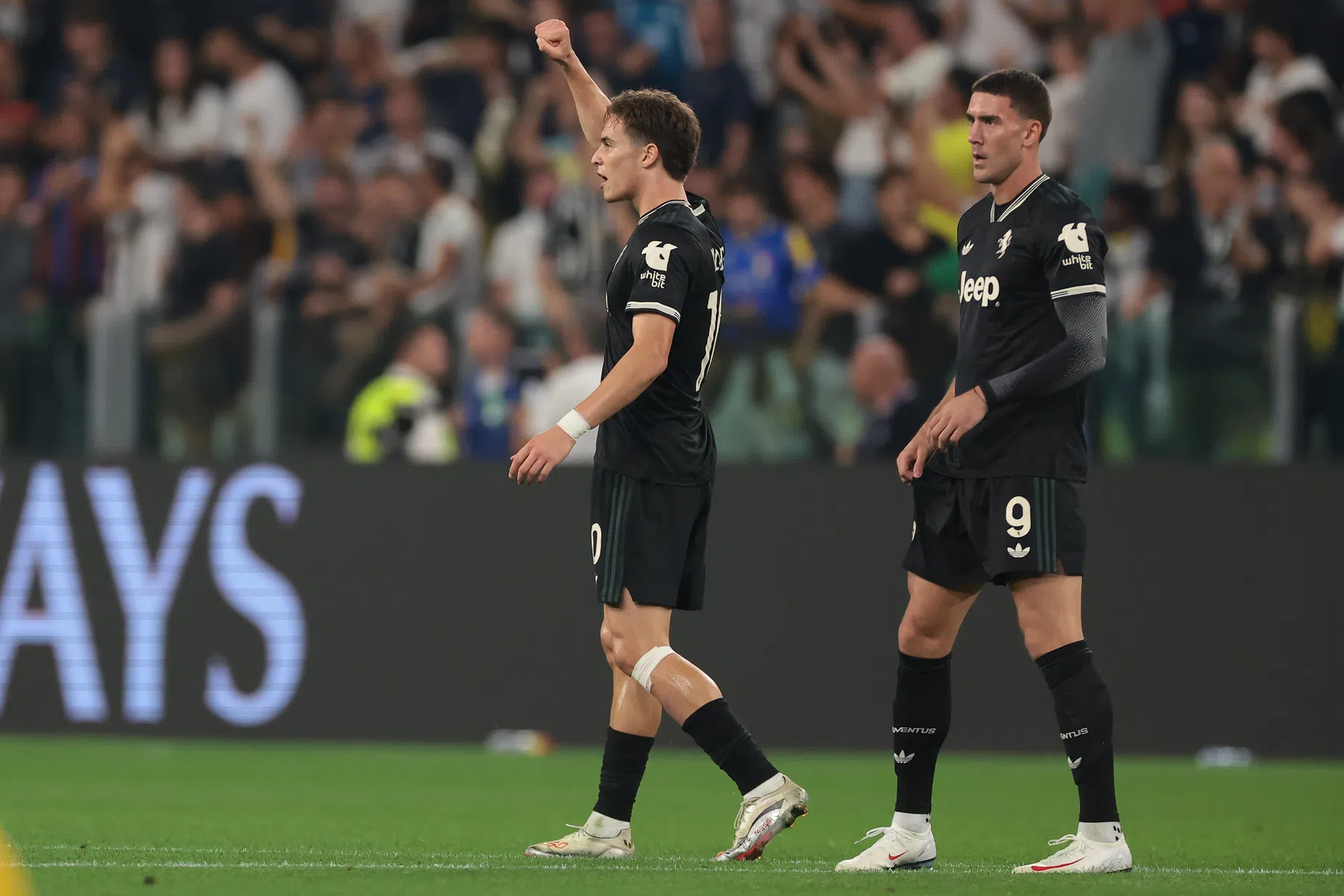 Yildiz doet denken aan Del Piero door beauty in Champions League-thriller