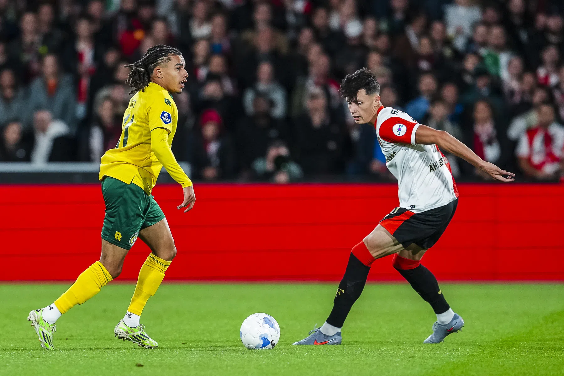 Ahmedhodzic vindt zichzelf koopje voor Feyenoord: 'Dat denk ik ook'