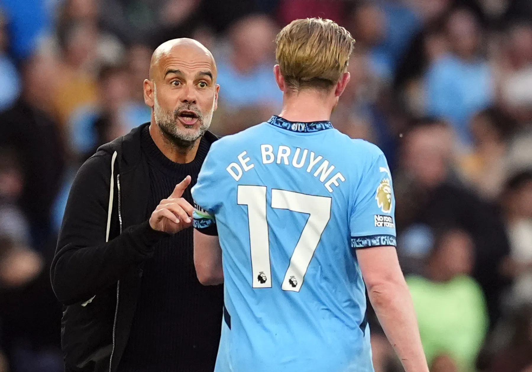 Guardiola kijkt uit naar rentree De Bruyne en prijst 'leider' Haaland