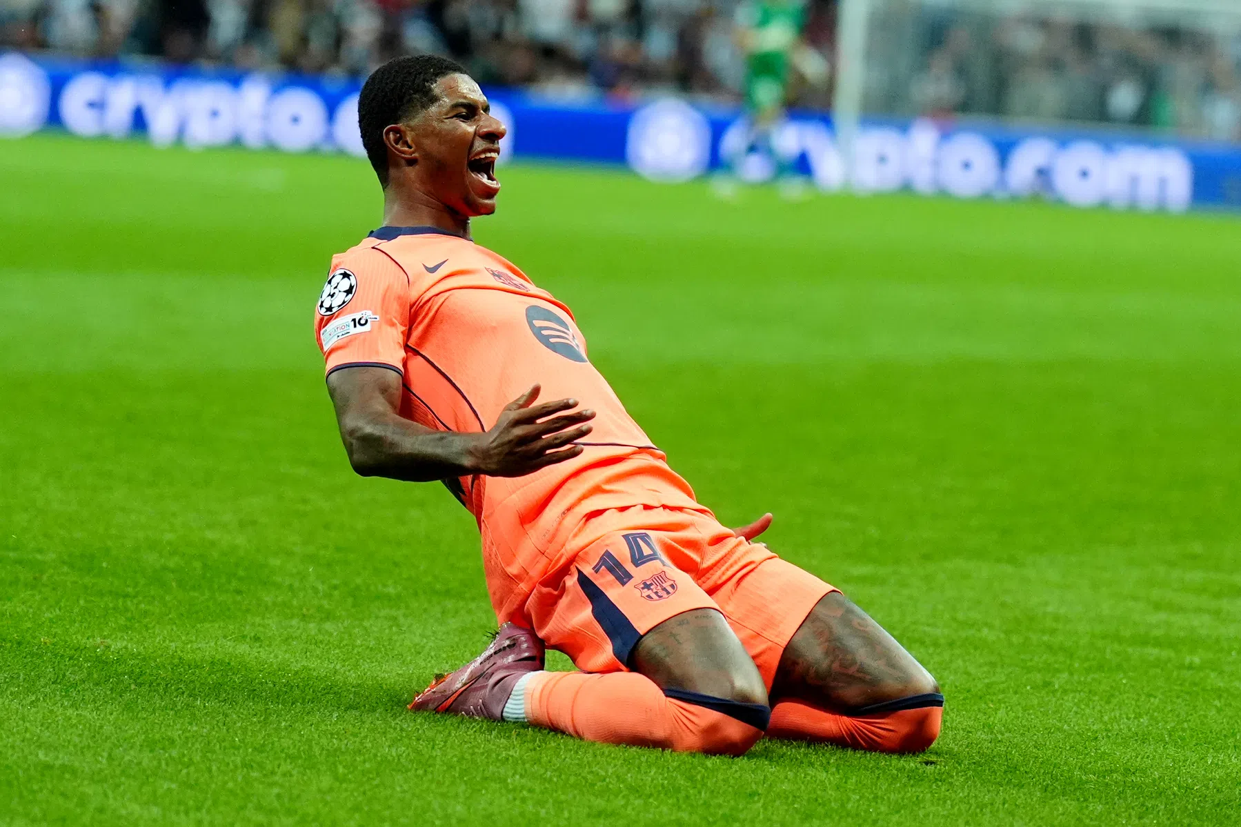 Rashford geniet van heldenrol bij 'verfrissend' Barça: 'Op mijn plek hier'