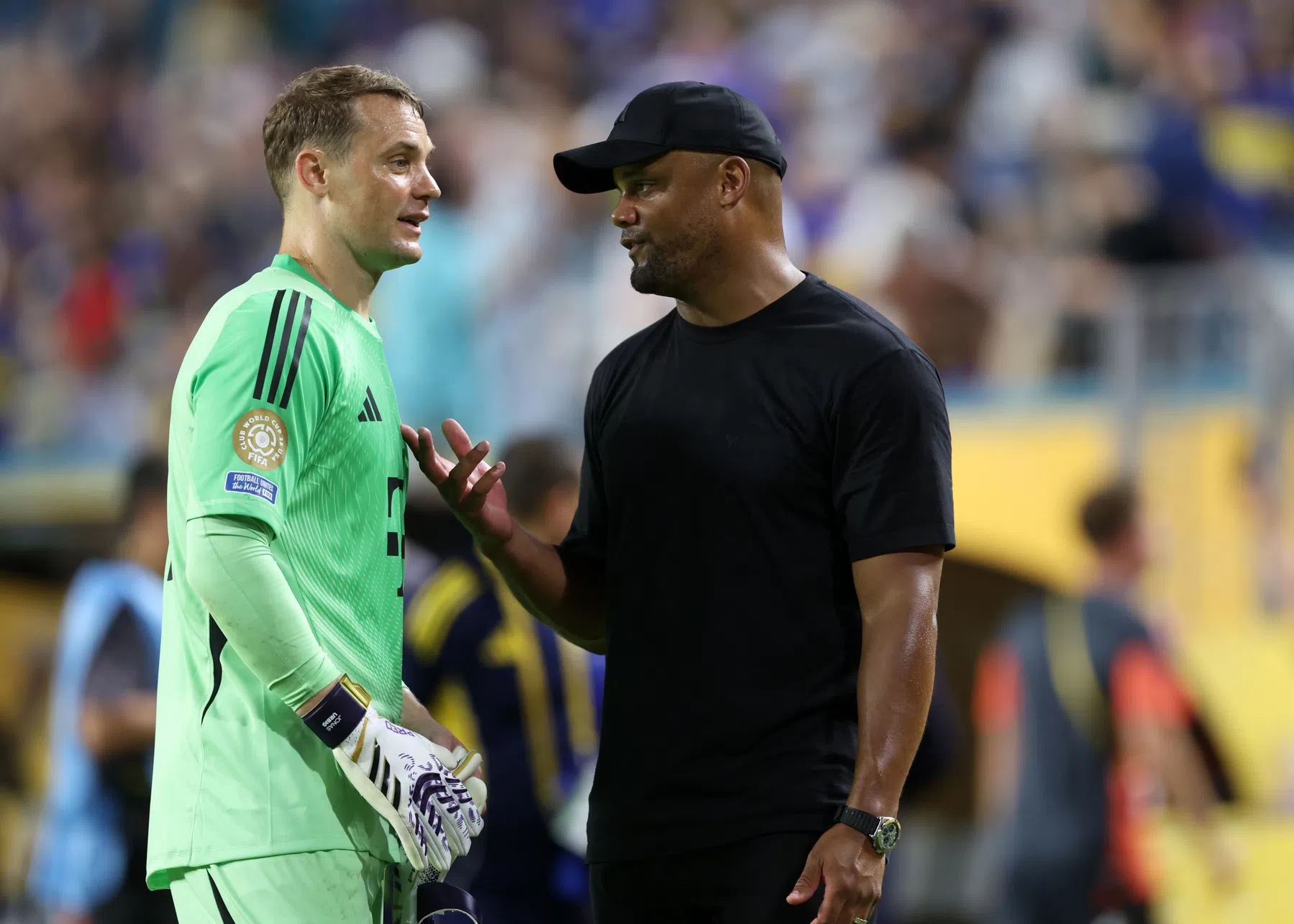 Kompany geniet van Neuer en verwacht dat spelers zich gedragen tijdens Oktoberfest