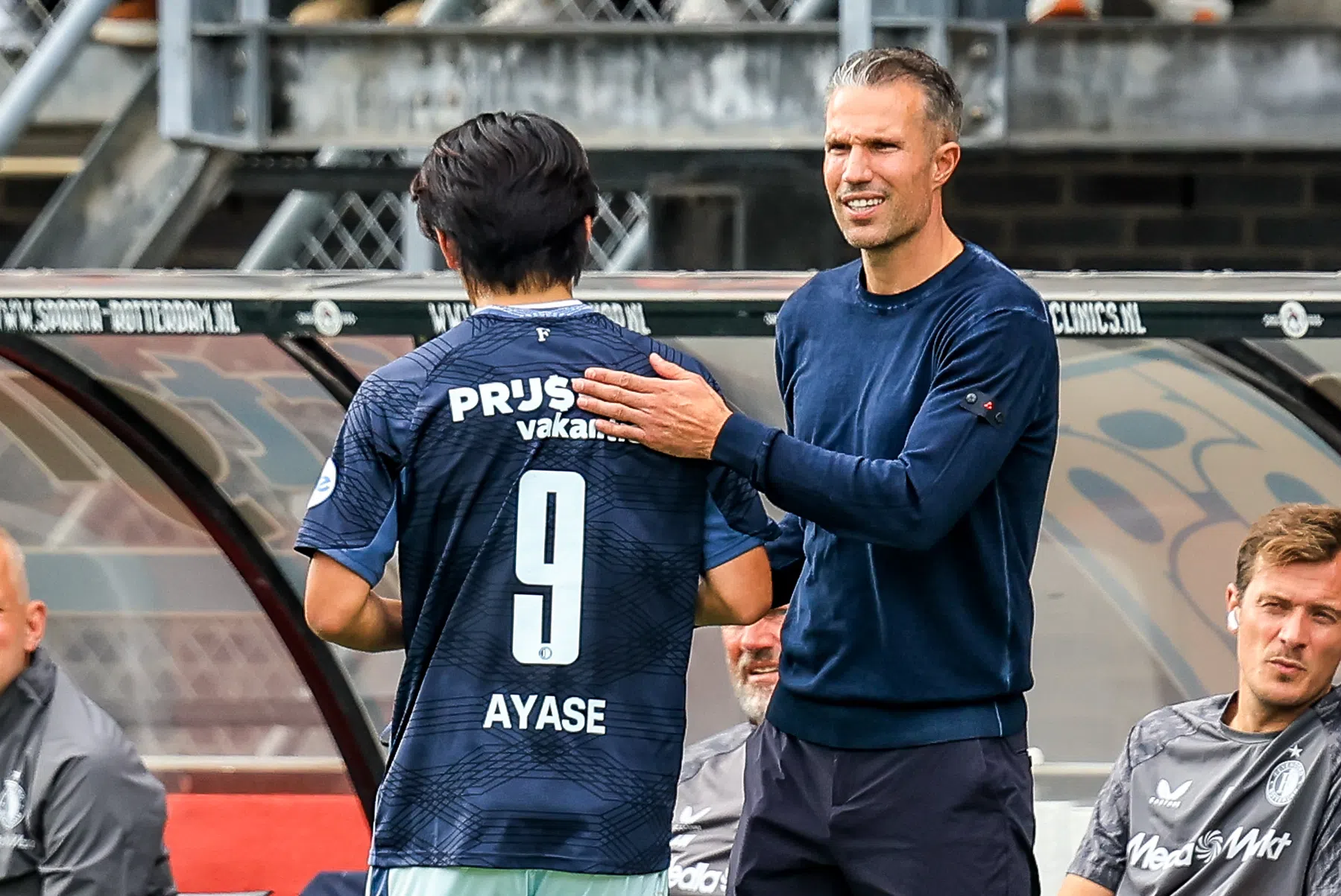 Van Persie onder de indruk van fysiek Feyenoord: 'Premier League-niveau'