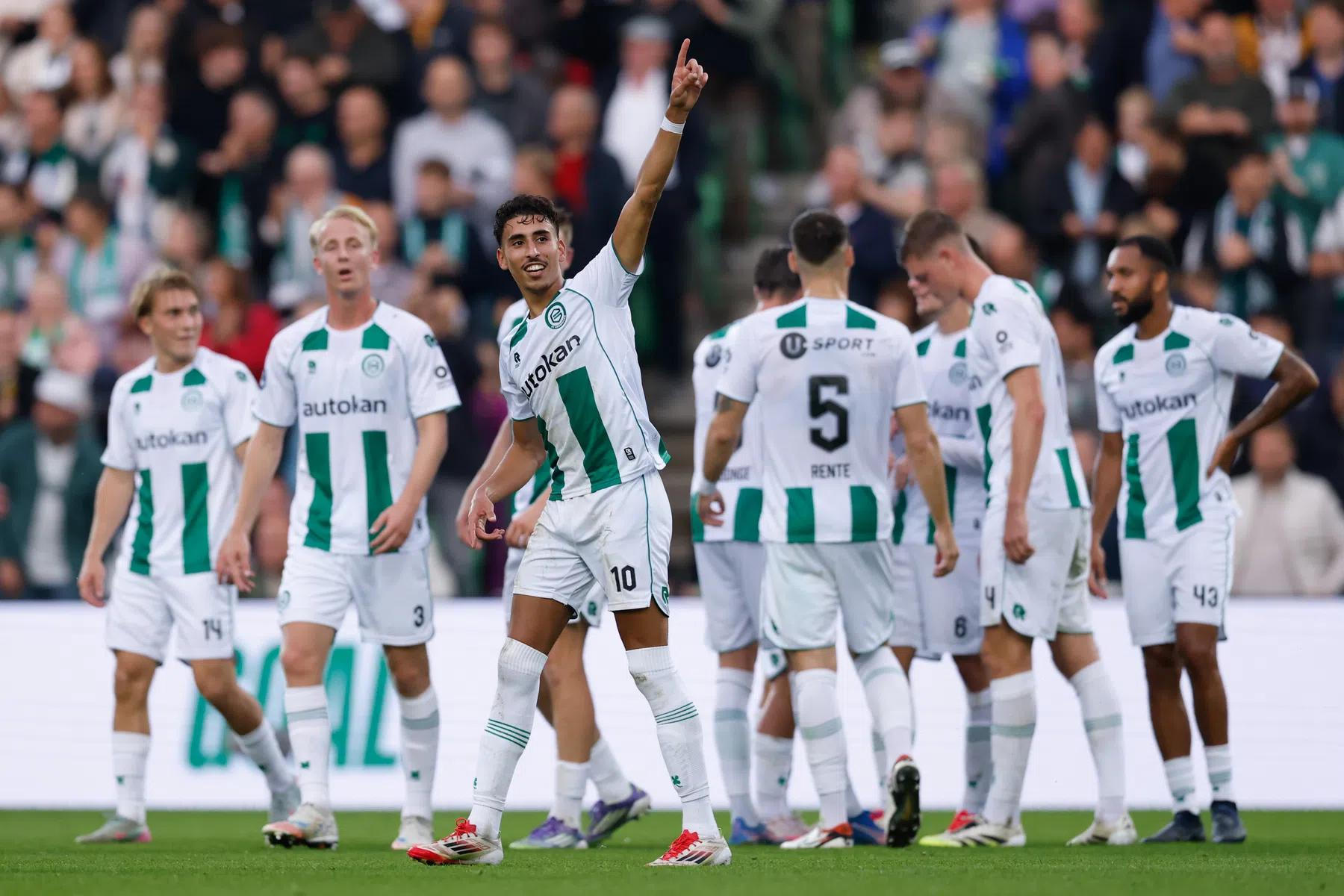 Groningen mede dankzij kanonskogel Taha naar plek drie in Eredivisie