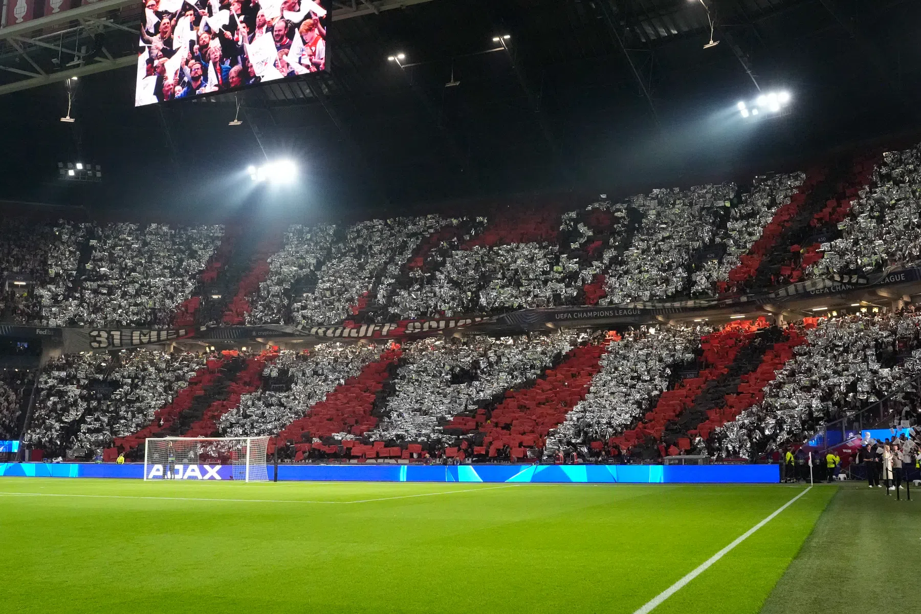 Ajax-supporters definitief niet welkom in Marseille