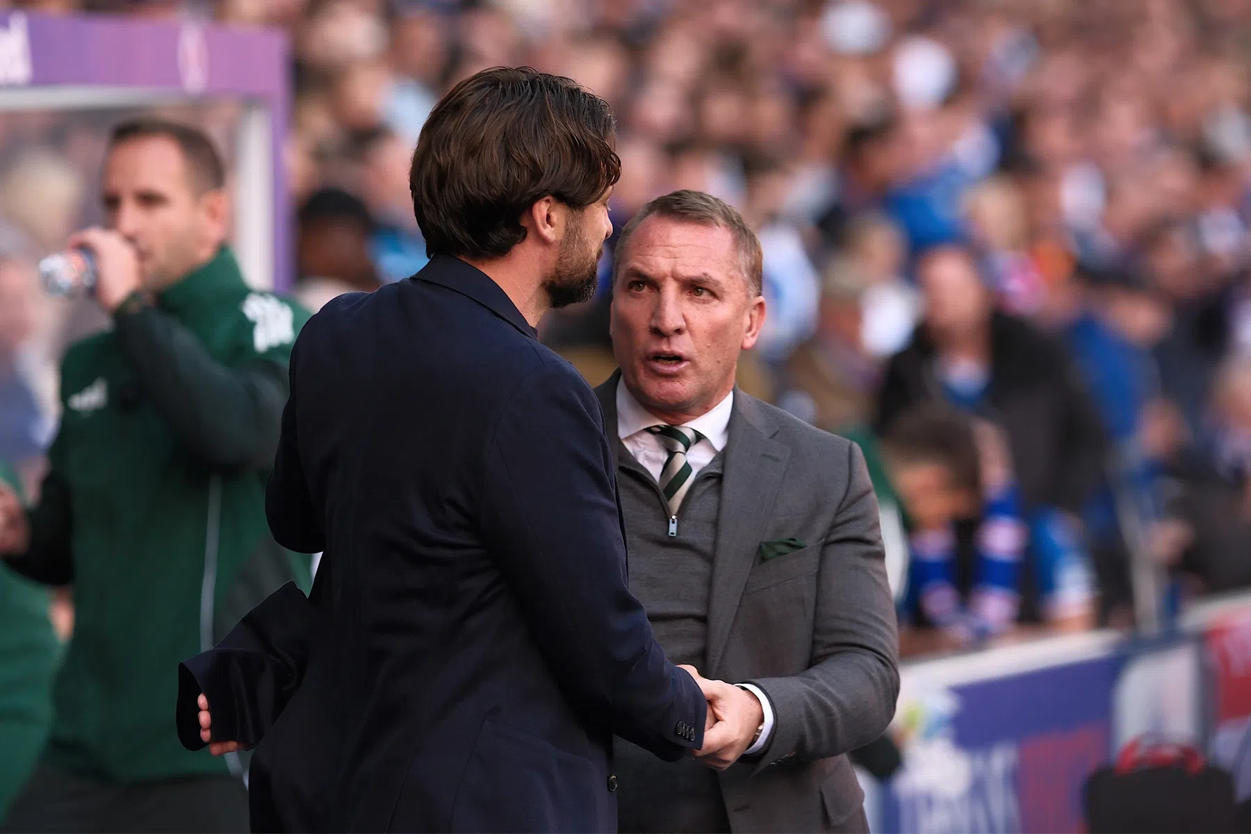 Rivaliteit of niet: wankelende Rangers-manager krijgt steun uit Celtic-hoek