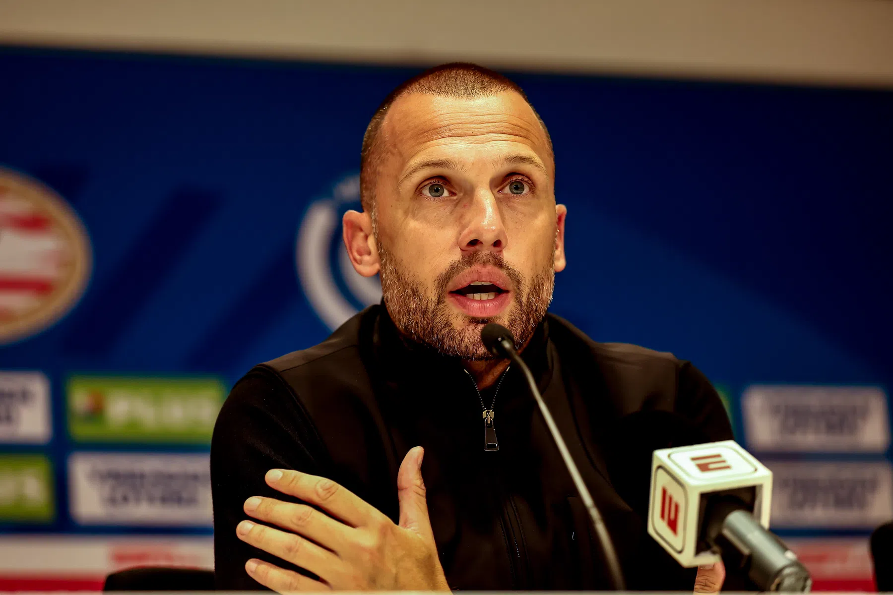 Heitinga genoot van creatieve Gloukh en geeft update over Dolberg