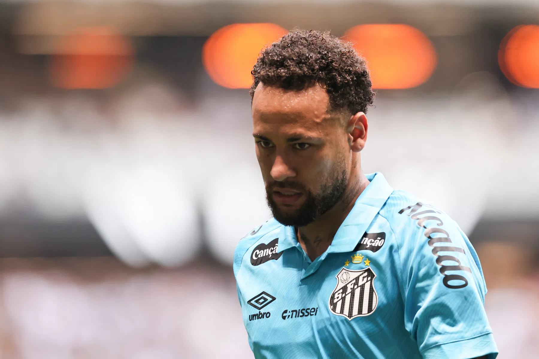 'Neymar loopt voor derde keer in 2025 serieuze spierblessure op'