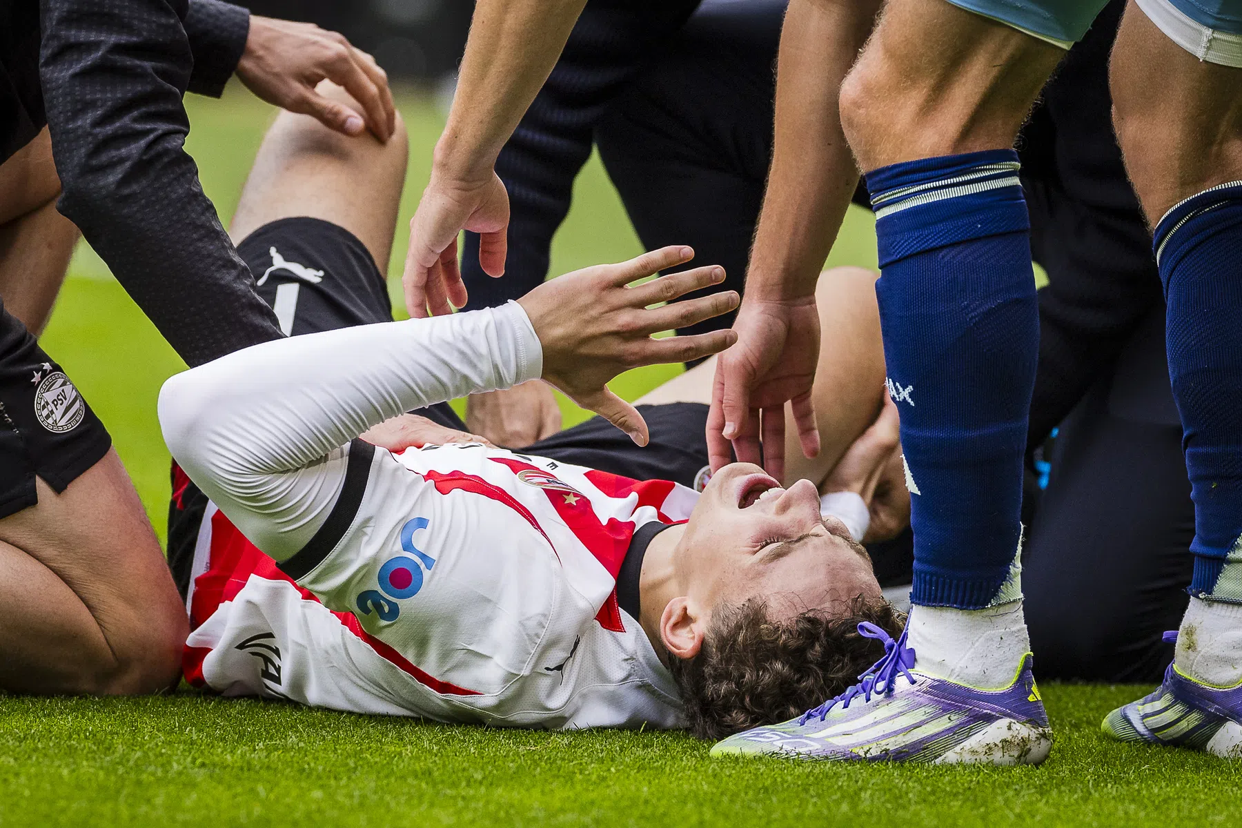 Zorgen bij Bosz om uitgevallen Van Bommel: 'Denk dat het niet goed is'