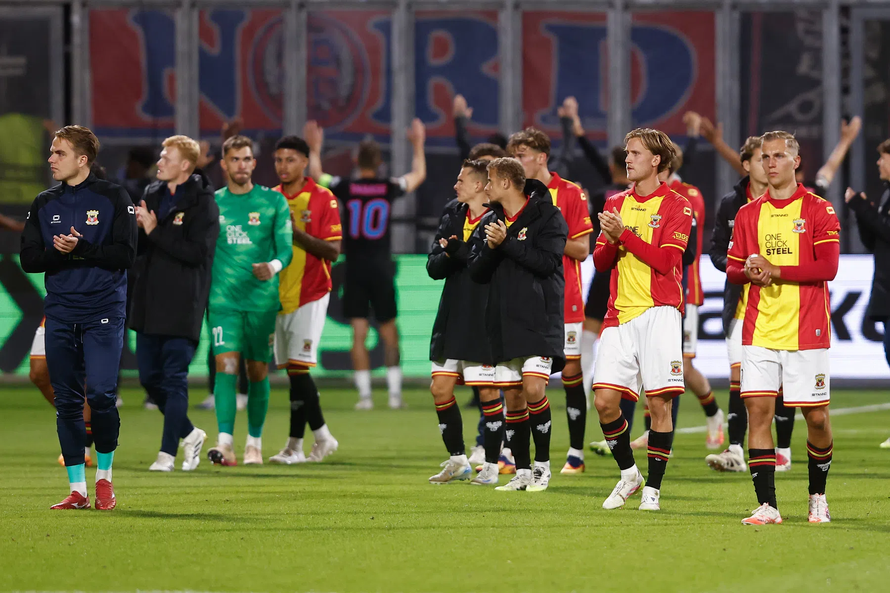 Roemeense media zien FCSB herrijzen in 'vurige' Adelaarshorst