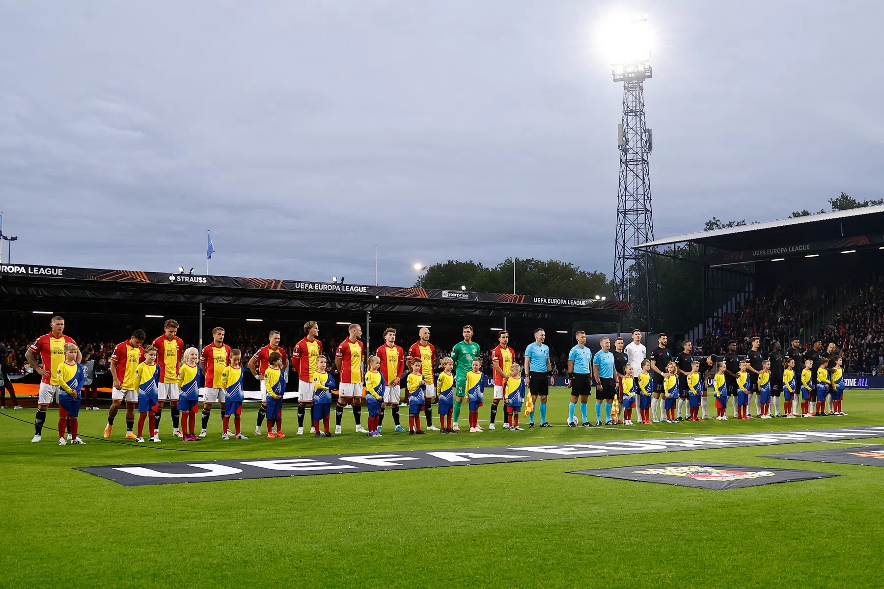 Adelaarshorst 'overgenomen' door UEFA: 'Willen alles veranderen'