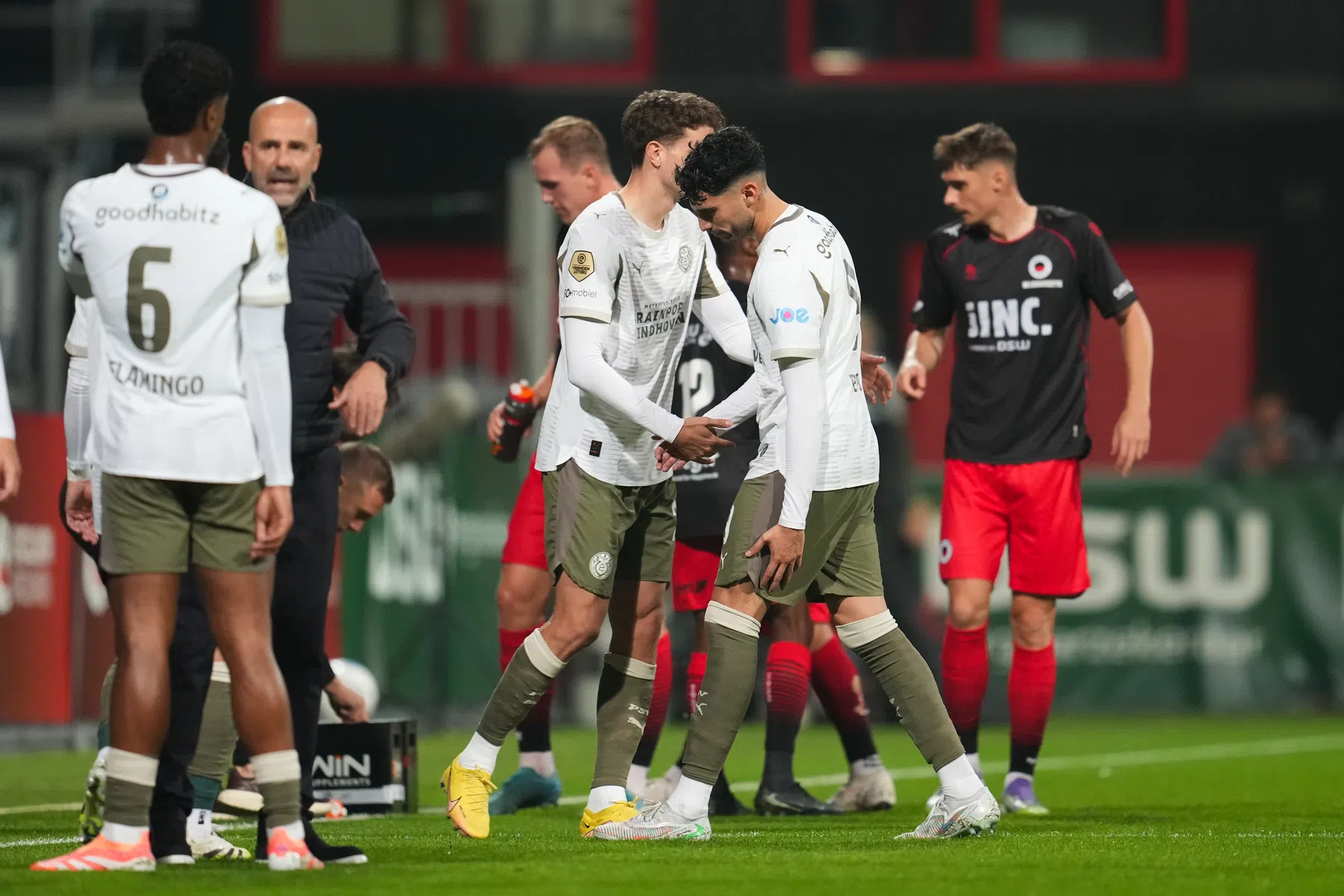 Kopzorgen PSV nemen verder toe: ook Pepi valt geblesseerd uit