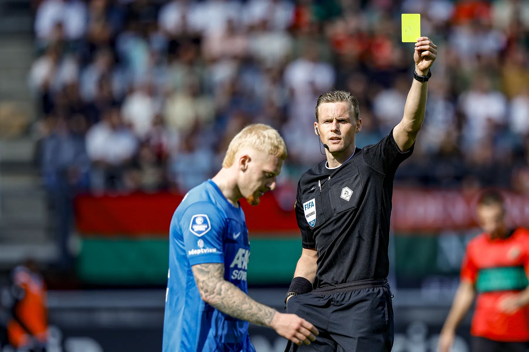 AZ breekt kaartenrecord: 'Maar we zijn geen schopploeg'