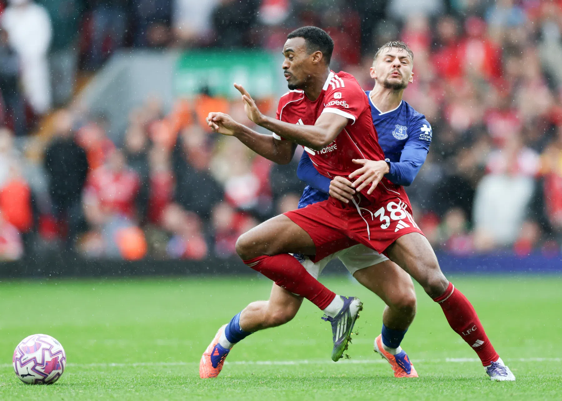 'Ryan Gravenberch laat heel Liverpool er beter uitzien'