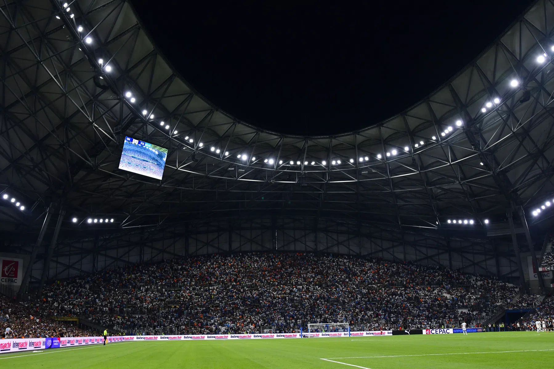 Ajax bezoekt Marseille als grote underdog in de Champions League