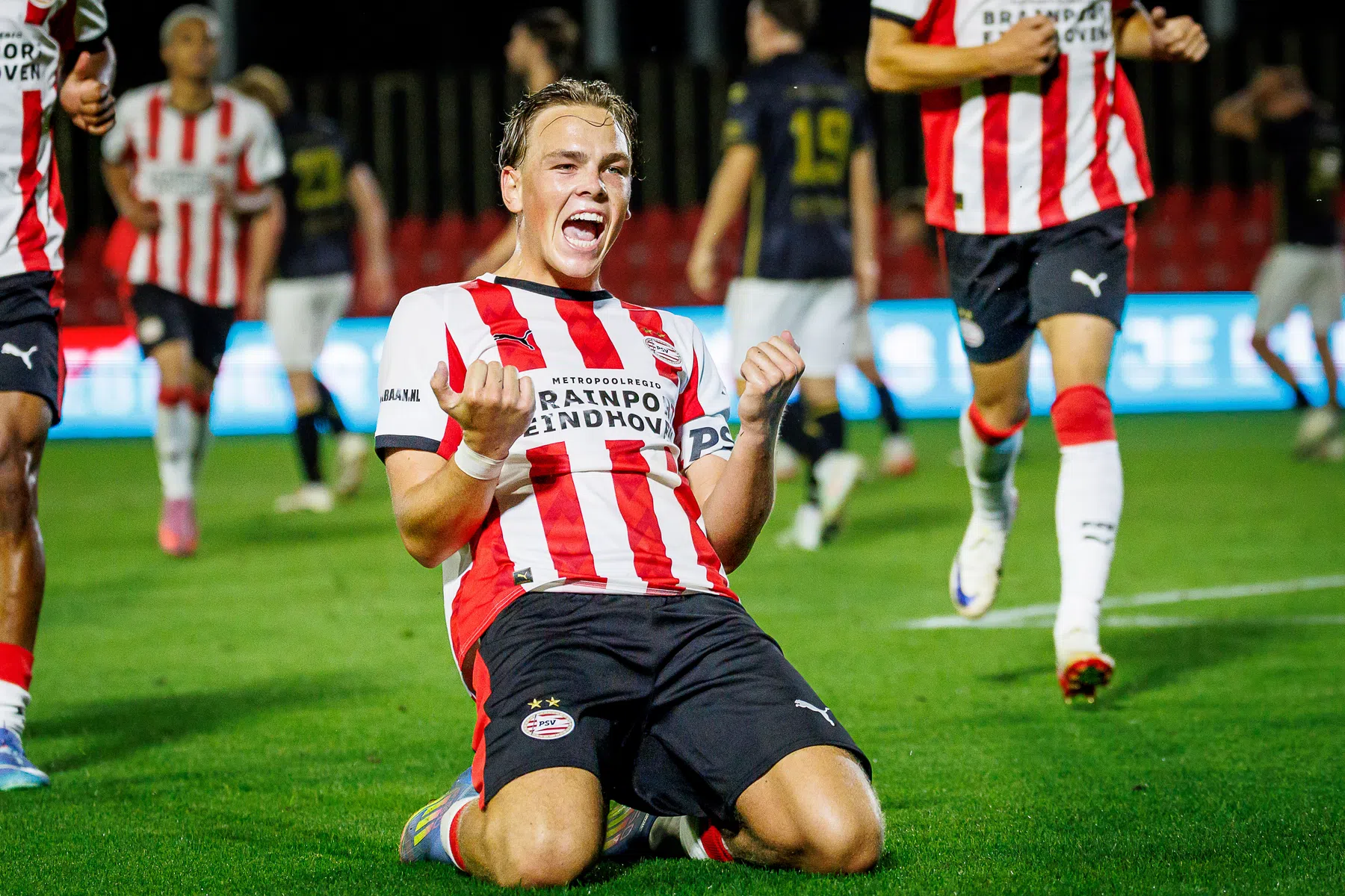PSV neemt Van Duiven mee naar Duitsland: 'Supermooi om te horen'