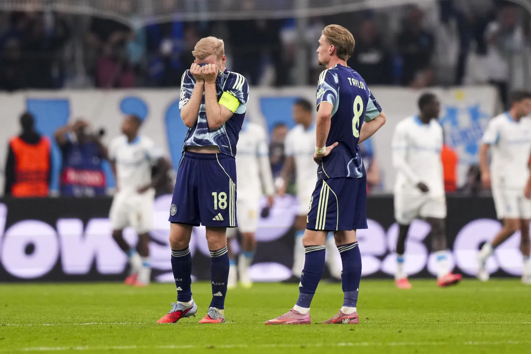 Ontgoochelde Klaassen: 'Ajax moet zichzelf goed achter de oren krabben'