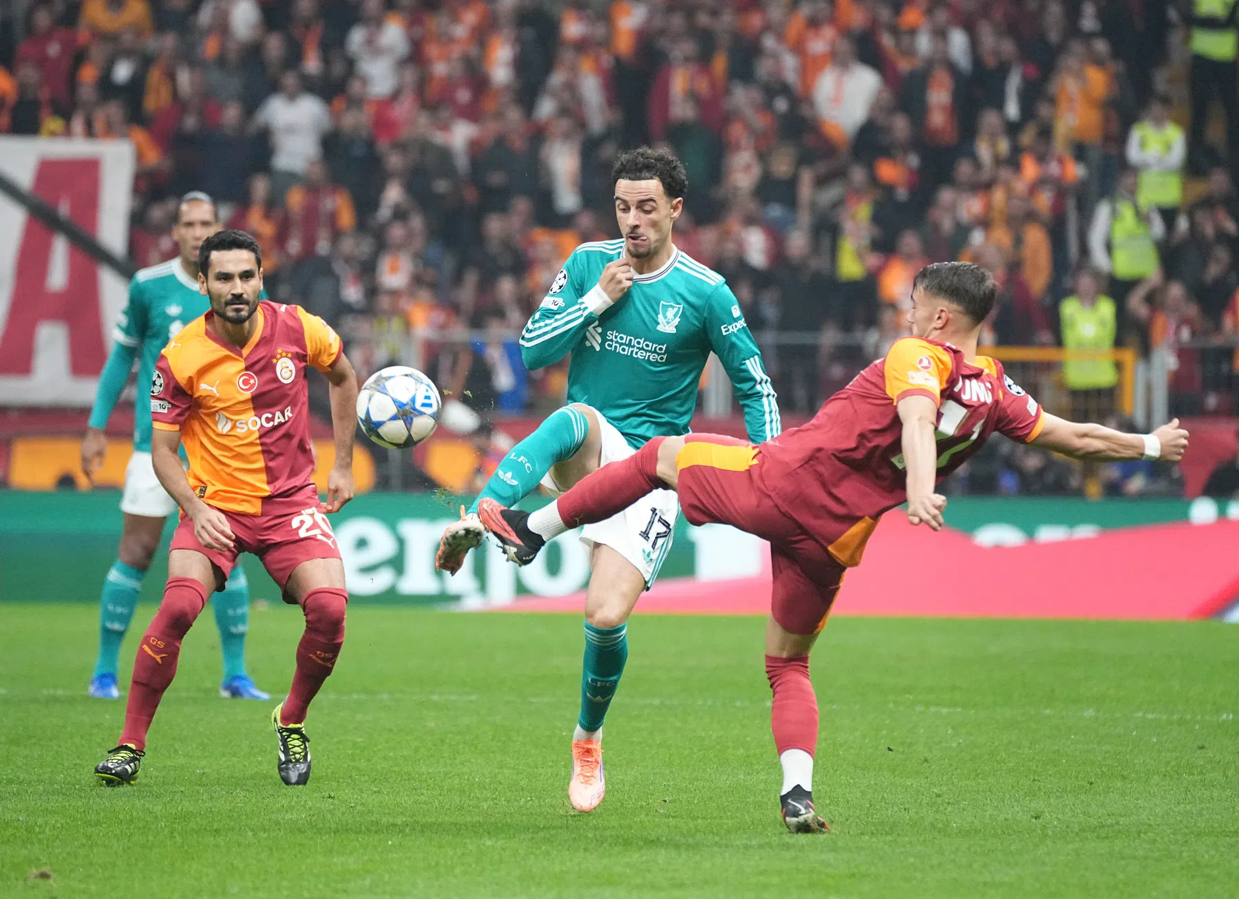 Vroege strafschop doet Slot en Liverpool de das om in Istanbul