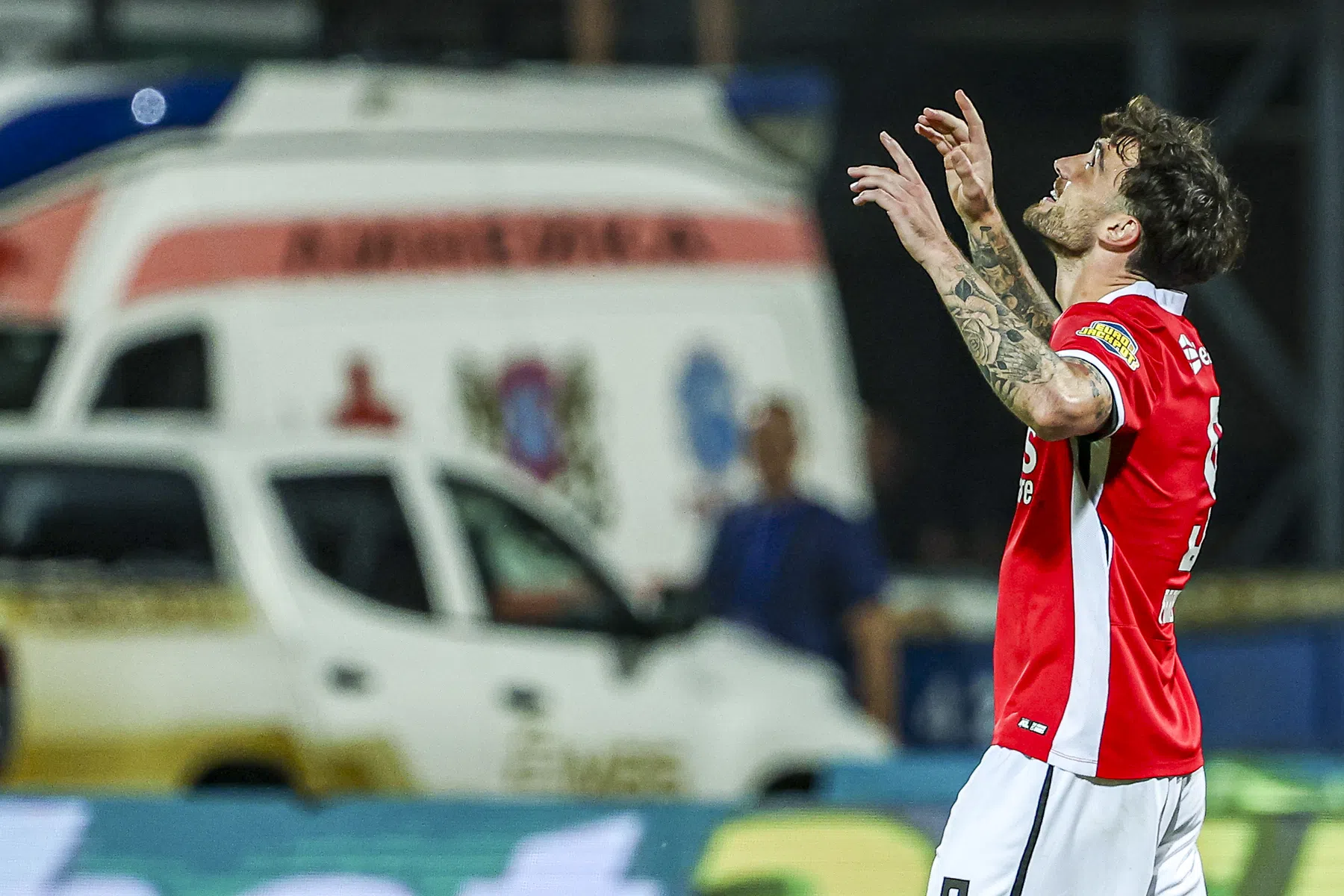 Troy Parrott is op de weg terug bij AZ