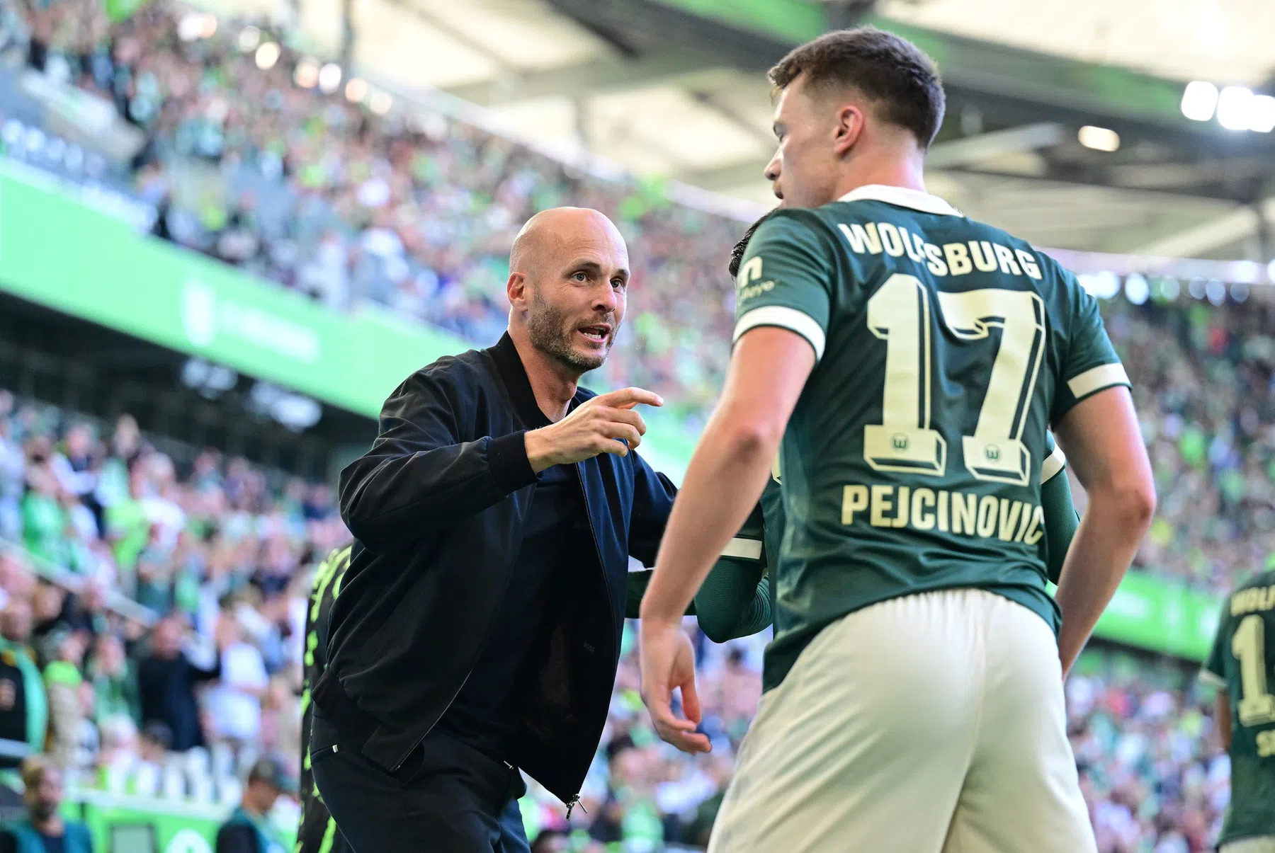 Wolfsburg-baas schaart zich achter Simonis: 'Moeten het grotere plaatje zien'