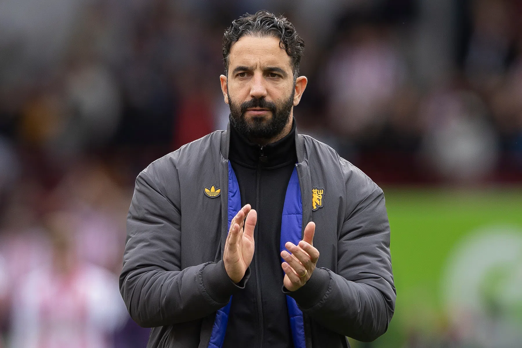 Amorim moet verder met Man Utd: 'Niet praten, maar het laten zien'