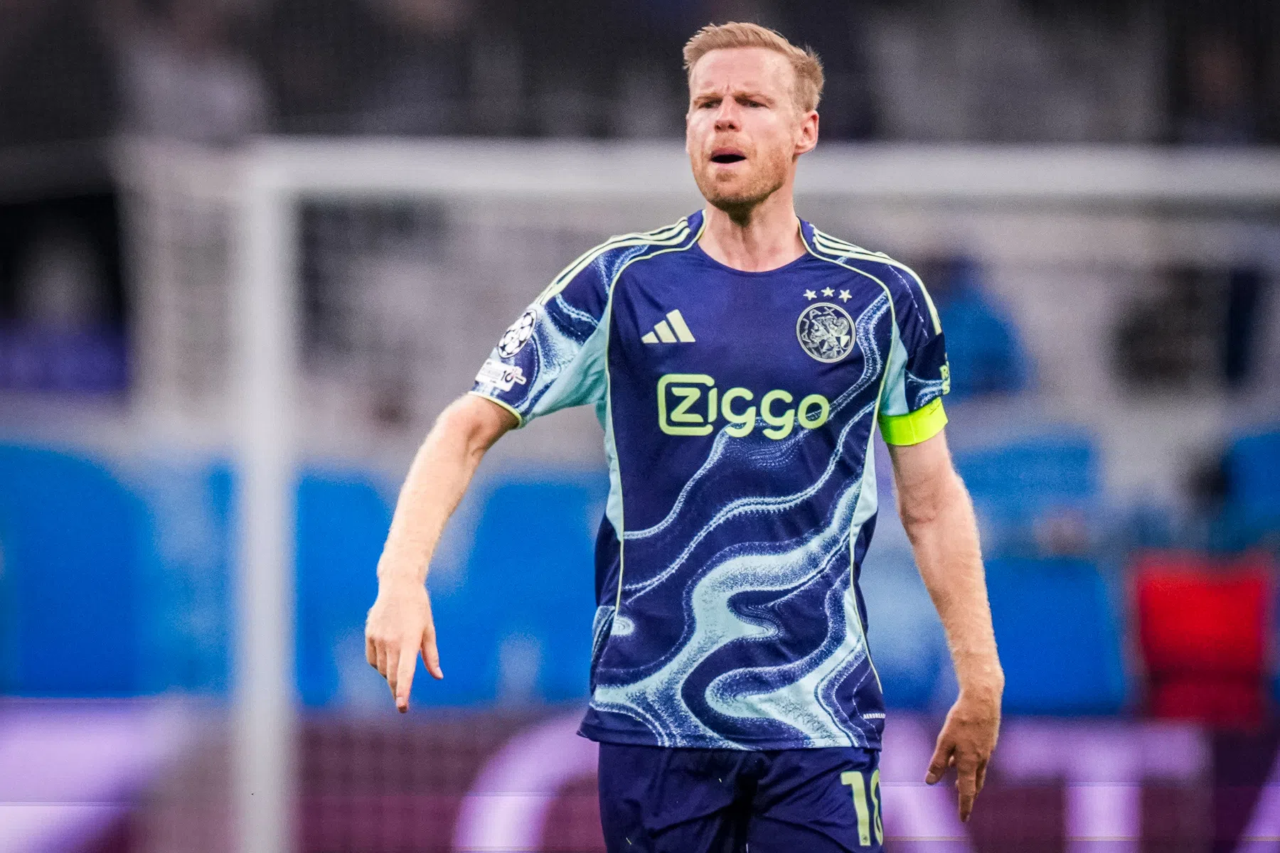 Klaassen ziet Ajax en Heitinga wankelen: 'Op dit moment is het te weinig'