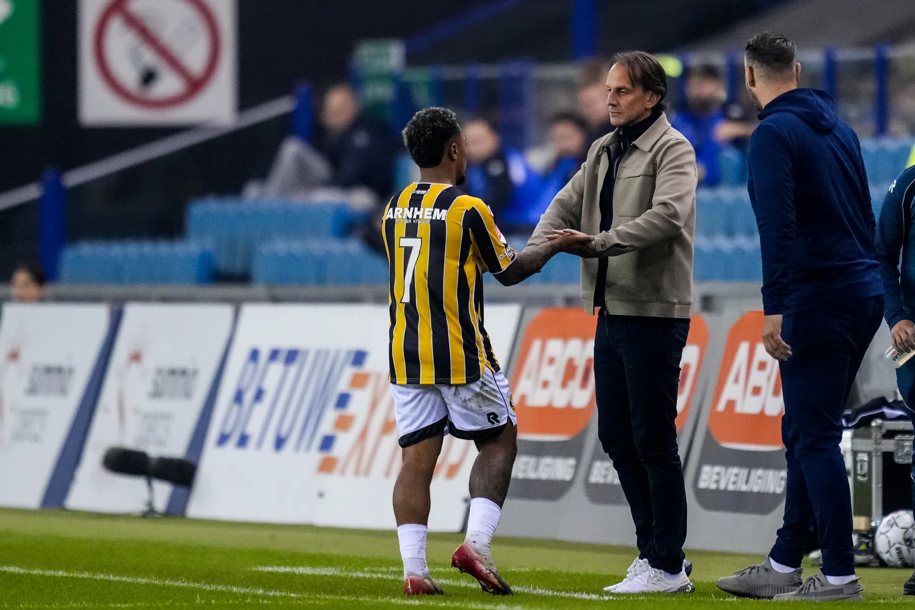 Van -12 tot de 0 in zicht: Vitesse verrast iedereen