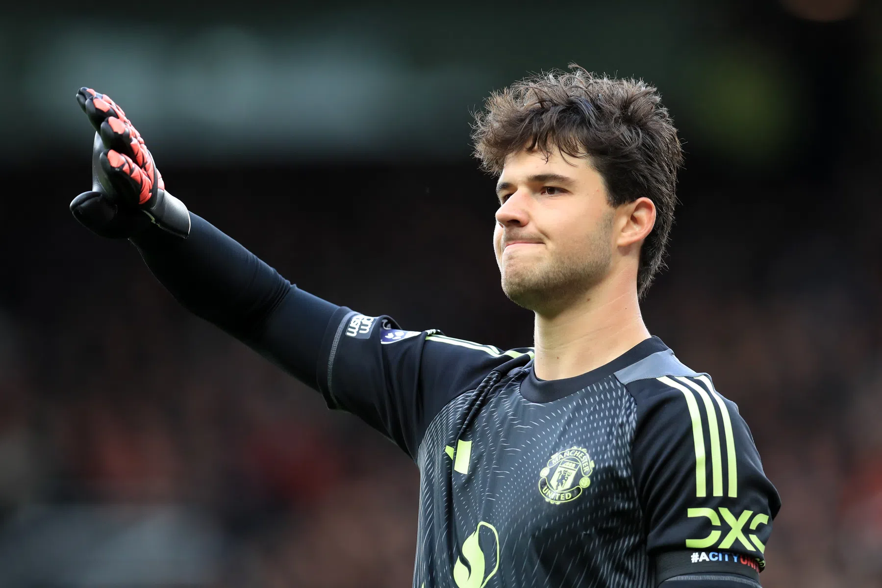 Jolige United-fans vergelijken debutant Lammens met keepersicoon
