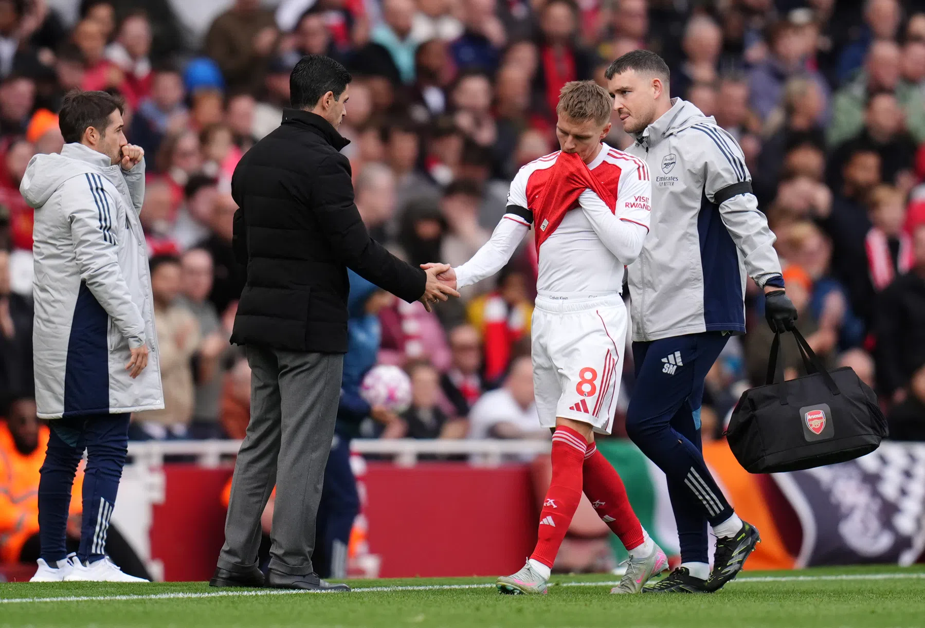 Ødegaard loopt knieblessure op en mist interlands met Noorwegen