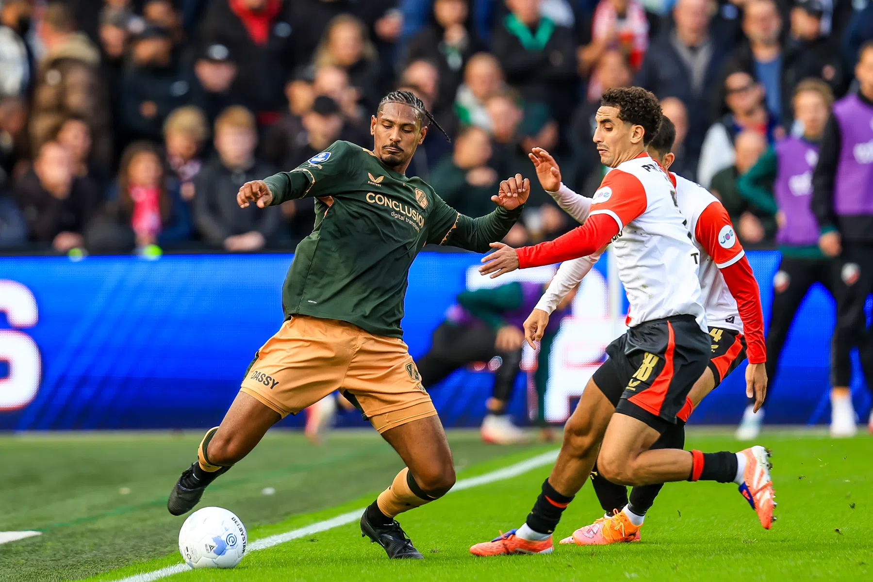 Doelpuntloze Haller onder de loep: 'Ik schrik hier wel een beetje van'