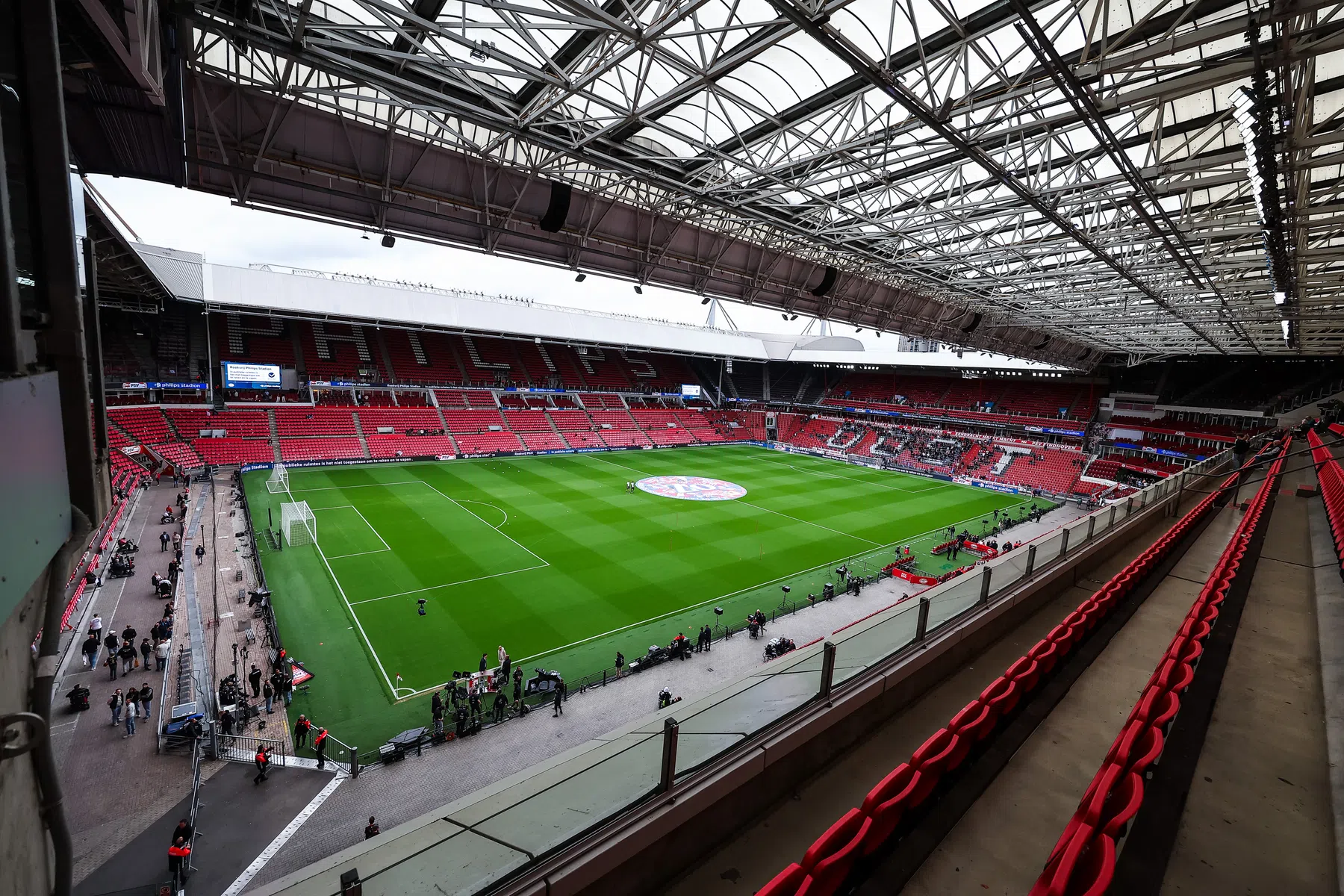 PSV wil stadion uitbreiden