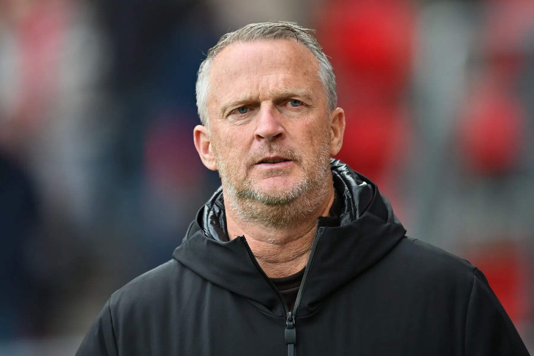 Van den Brom baalt van flater in oefenpot: 'Dit is een harde tik'