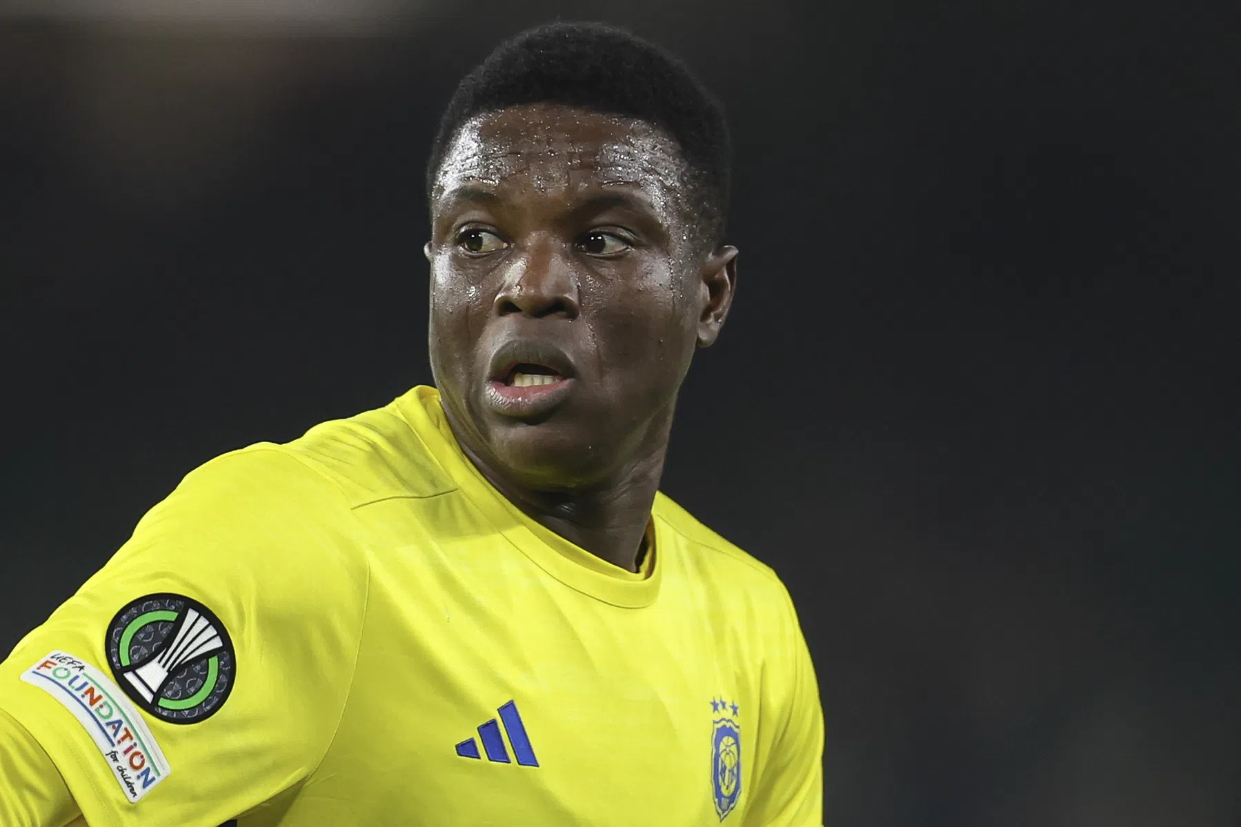 Hassane Bande (ex-Ajax) duikt op bij voormalige werkgever in België