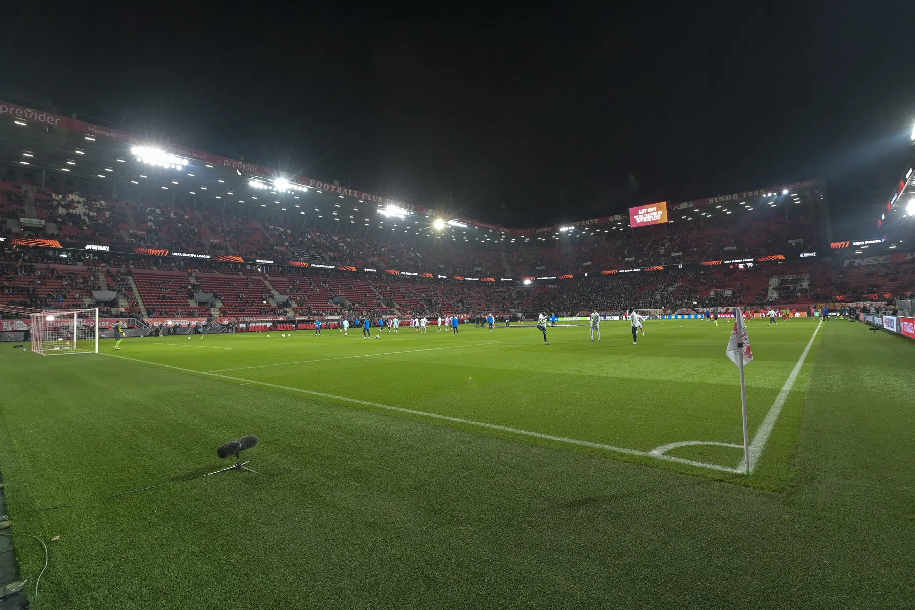 Flinke winst FC Twente dankzij Europees voetbal en transfers