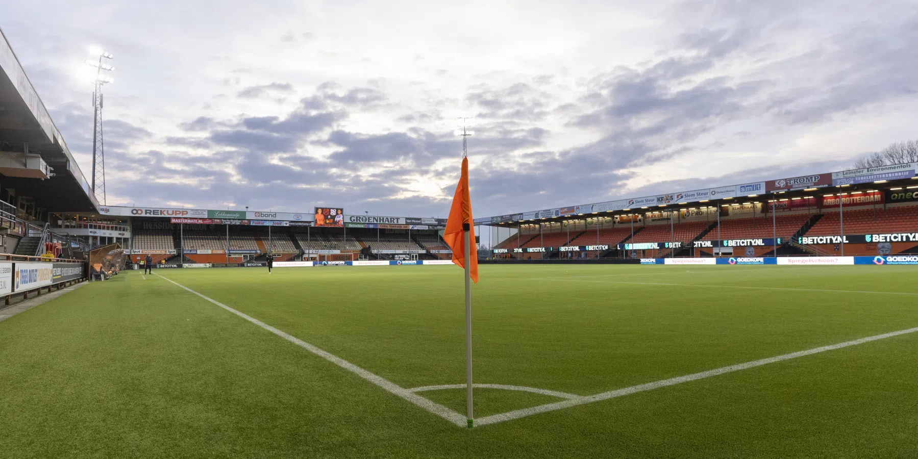 AZ, FC Volendam, SC Heerenveen en PEC Zwolle hebben een oefenduel gespeeld