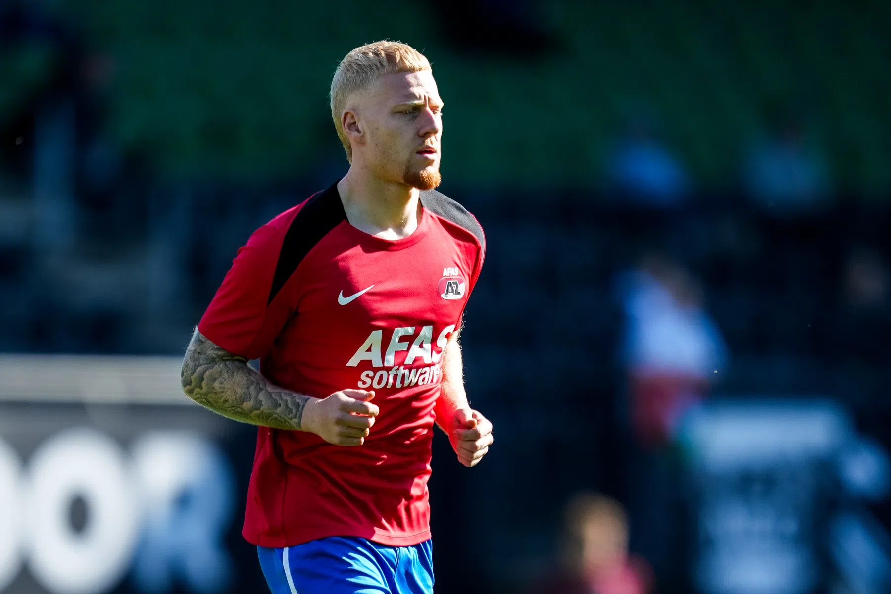 AZ bevestigt: club is Meerdink 'een hele tijd kwijt'