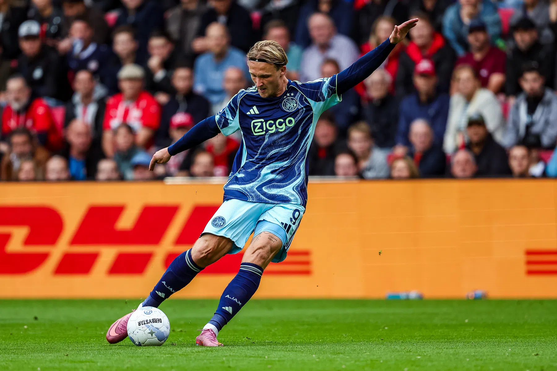 Kasper Dolberg is op de weg terug bij Ajax