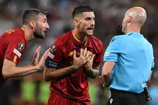 Thumbnail for article: Scheidsrechter Taylor belaagd door Roma-fans: 'Ergste wat ik ooit heb meegemaakt'