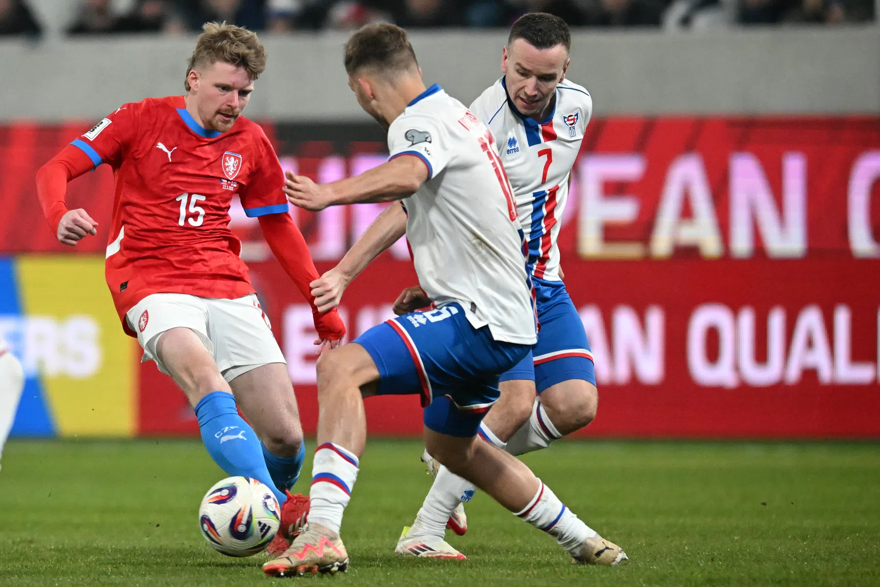 Faeröer droomt na 'nieuwe huwelijksnacht' voorzichtig van het WK